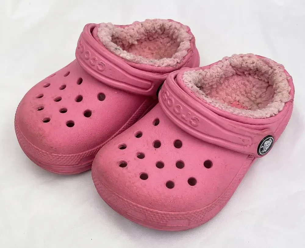 Crocs Classic Lined Clogs Toddler Girls Size C4 Pink Fuzzy Fur Slip On